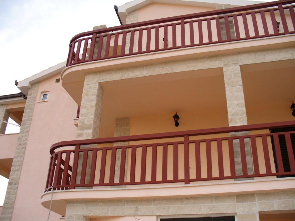 Apartments Andrea Podstrana Oda fotoğraf